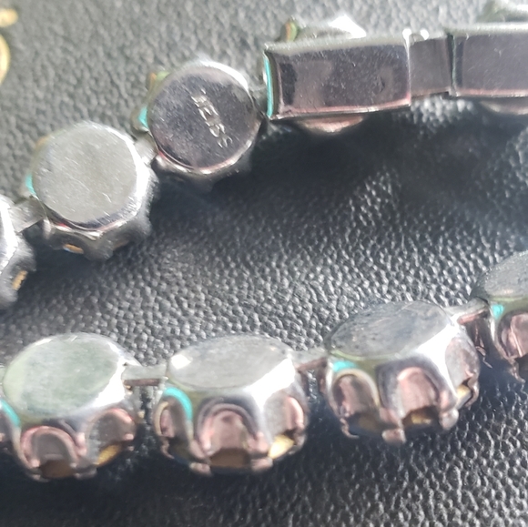 Dark Blue Weiss Rhinestone Bracelet - Picture 4 of 5